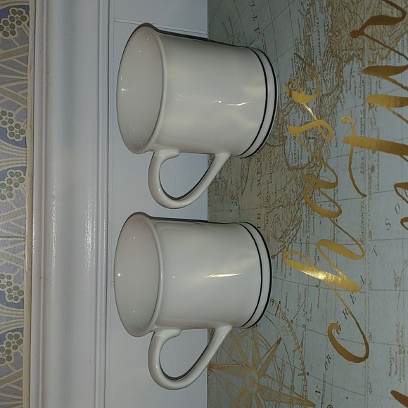 Mrs. & Mr., His & Hers matching mugs - Picture 3 of 11